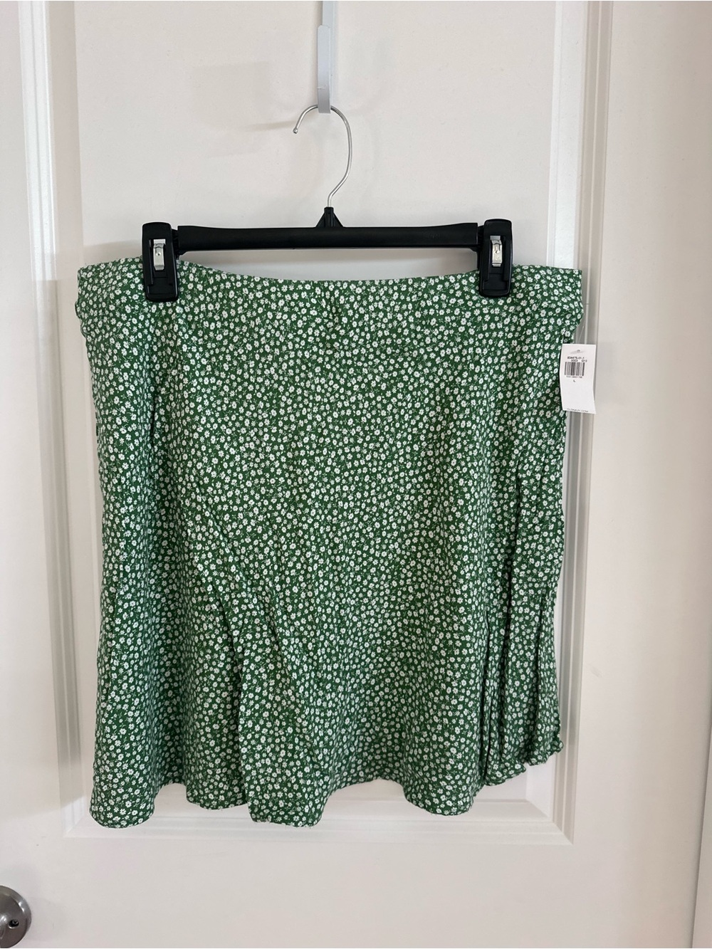 Old Navy Green Mini Skirt with White Daisy Dot Print